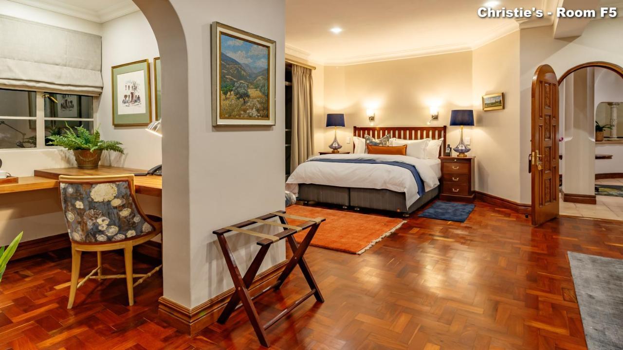 Christies At 32 On Russell Bed & Breakfast Mbombela Eksteriør bilde
